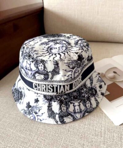 Exclusive luxury bucket hat