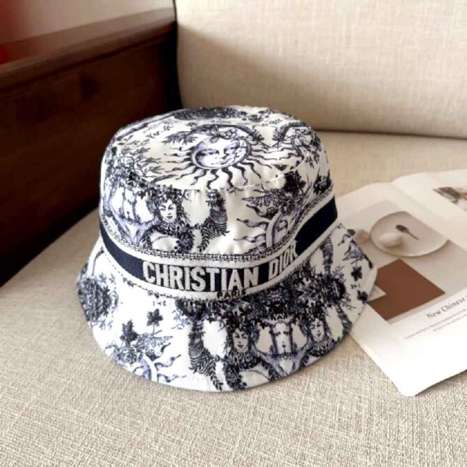 Exclusive luxury bucket hat