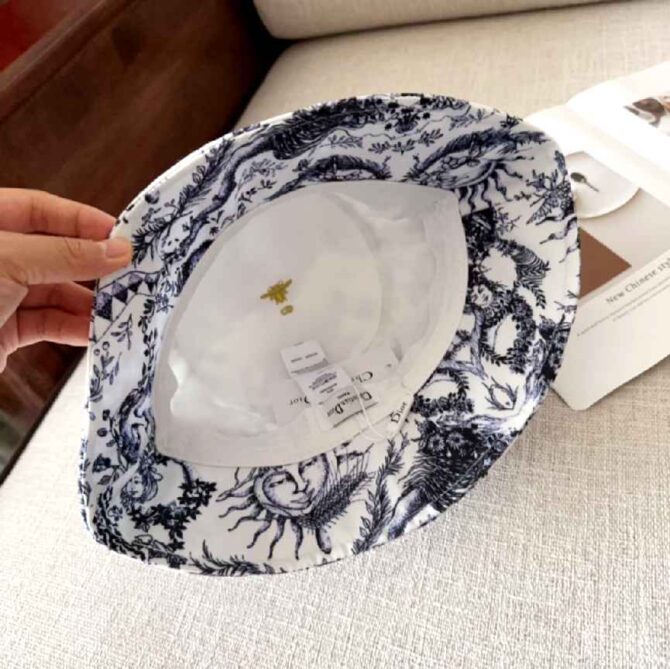 Exclusive luxury bucket hat - Image 6